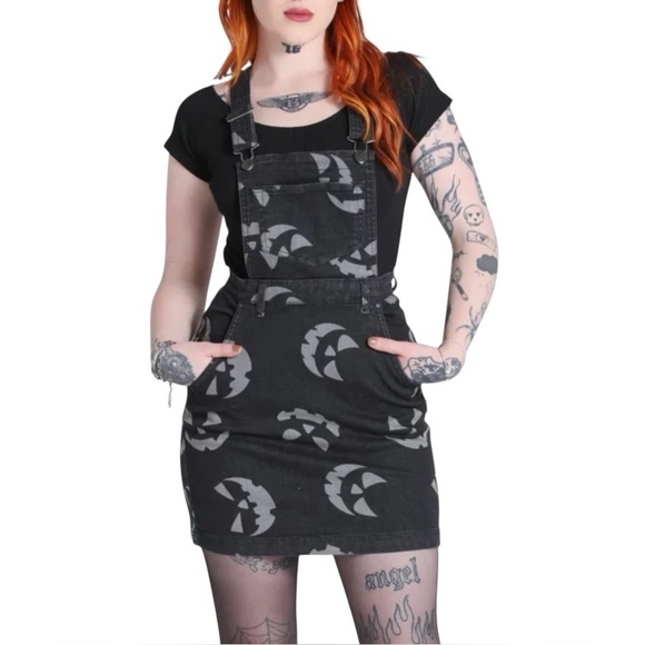 Hell Bunny Overall Skirt Womens Black Halloween Jackolantern Goth Spooky Size M - Picture 2 of 12